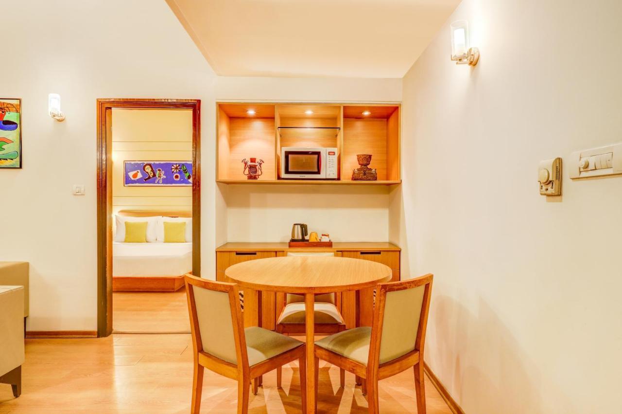 Lemon Tree Hotel, East Delhi Mall, Kaushambi Ghaziabad Εξωτερικό φωτογραφία