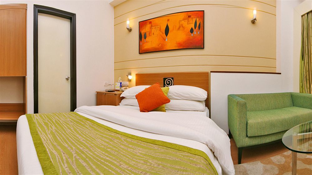 Lemon Tree Hotel, East Delhi Mall, Kaushambi Ghaziabad Εξωτερικό φωτογραφία