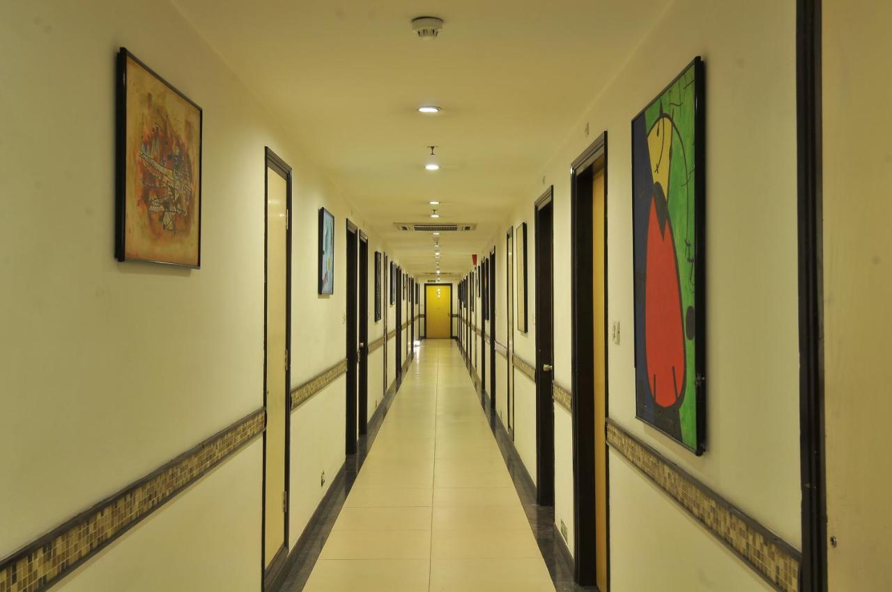 Lemon Tree Hotel, East Delhi Mall, Kaushambi Ghaziabad Εξωτερικό φωτογραφία