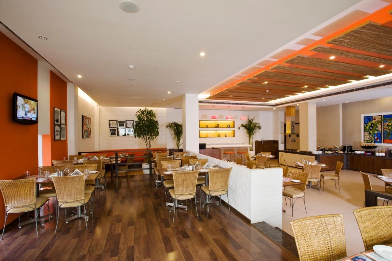 Lemon Tree Hotel, East Delhi Mall, Kaushambi Ghaziabad Εξωτερικό φωτογραφία